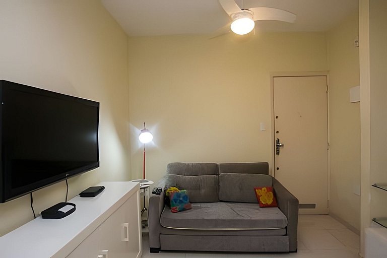 Ns907| Funcional one bedroom in Copacabana