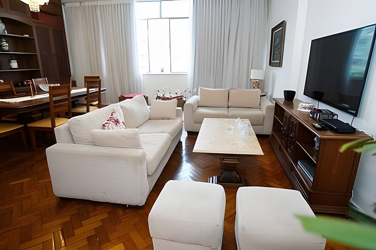 Bul302| 3 bdr on the border of Ipanema/Copacabana