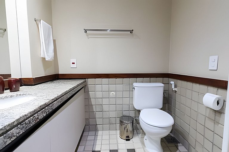 Mtr706| Hab. con condominio completo en Leblon