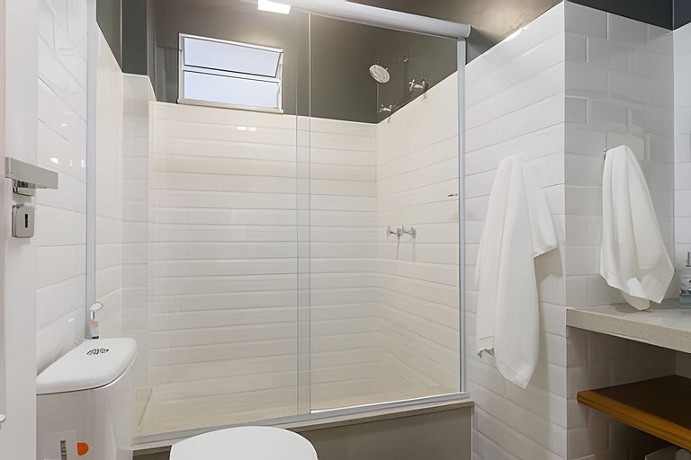 Mtr306| Newly renovated in the heart of Leblon!