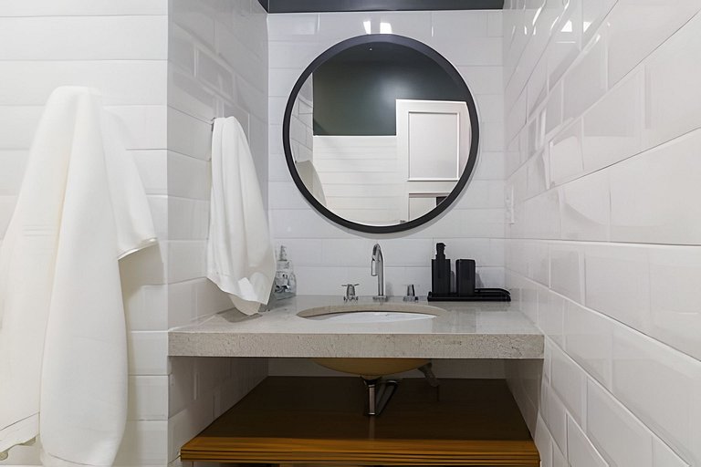 Mtr306| Newly renovated in the heart of Leblon!