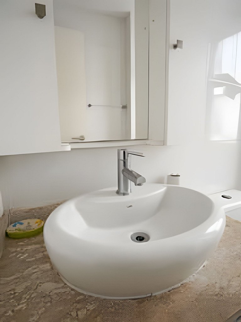 Luc115| Flat with pool and sauna on Barra beach