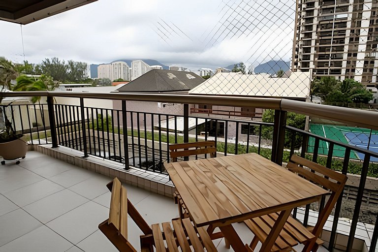 Luc115| Flat en la playa con piscina y sauna