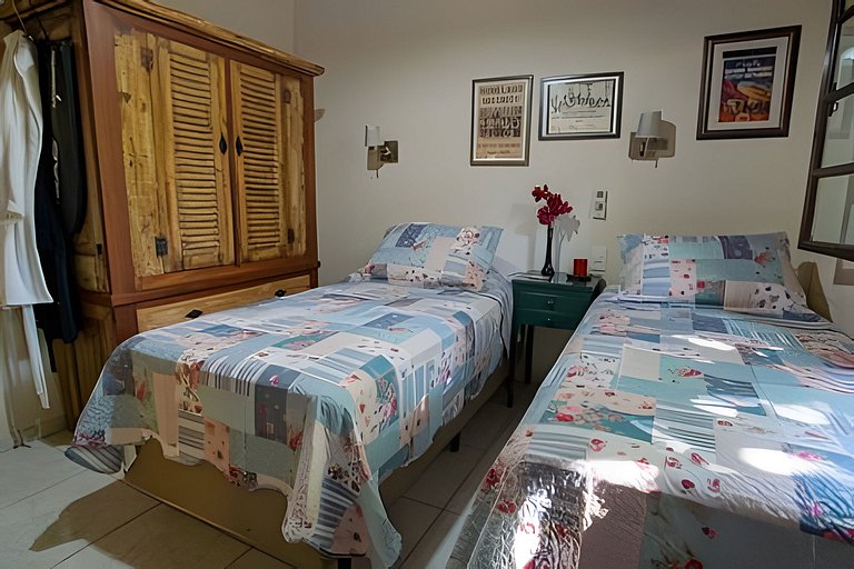 Gui8a| Casa con piscina en Secretário