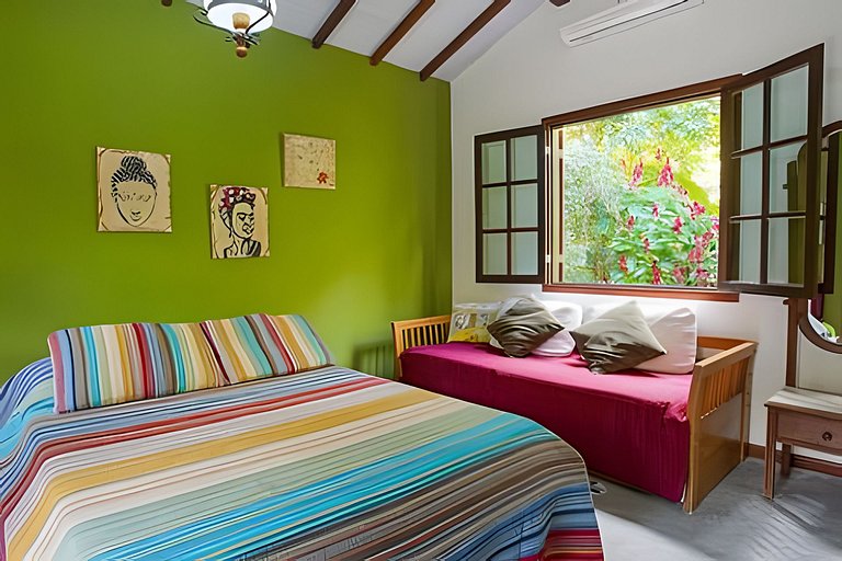 Gui8a| Casa com piscina em Secretário