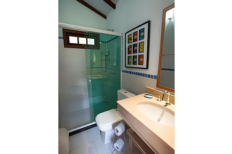 Gui8a| Casa com piscina em Secretário