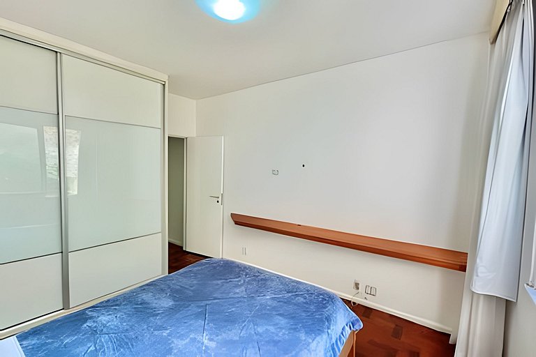 Rub303| 2 bedrooms in a tree-lined street in Baixo