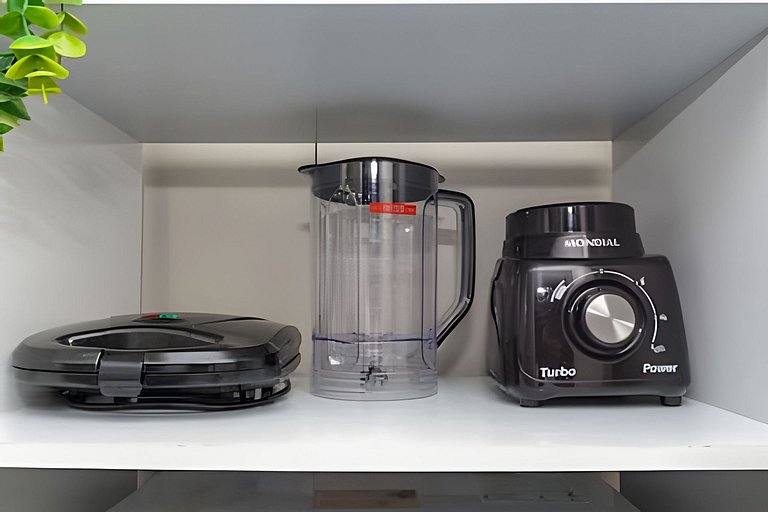 Mtr706| Apto. condominio completo e vaga no Leblon