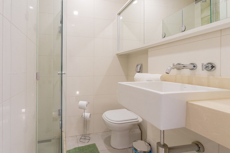 Car1003|Fully renovated and equipped apt in Leblon