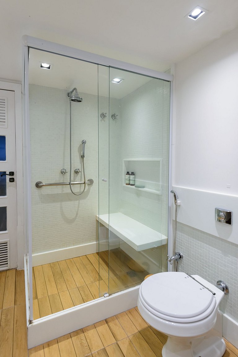 LIN101 |Moderno piso a 6 mn de la playa de Leblon