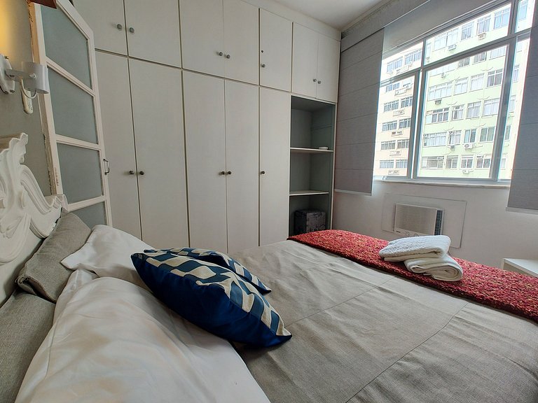 NS403| Nice apto in Copacabana,3 mn from the beach