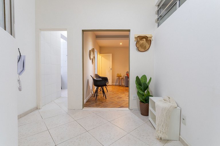 Afra307|Spacious and sophisticated apt in Leblon