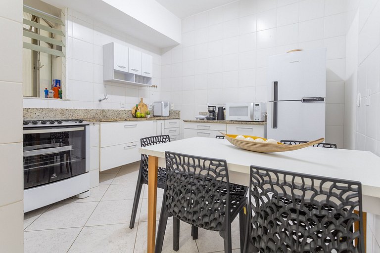 Afra307|Spacious and sophisticated apt in Leblon