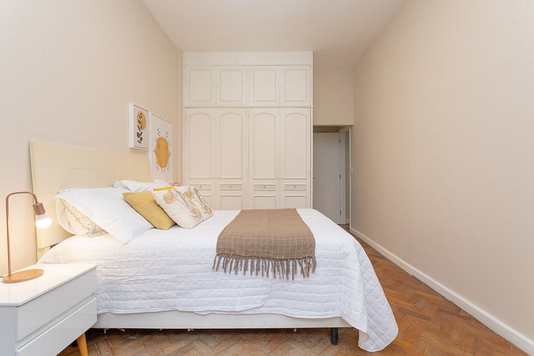 Afra307|Spacious and sophisticated apt in Leblon