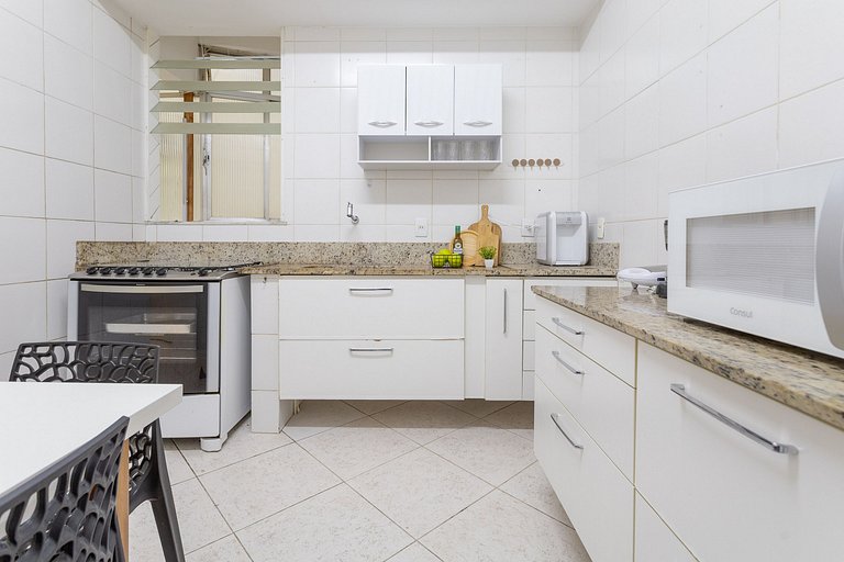 Afra307|Spacious and sophisticated apt in Leblon