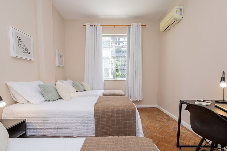 Afra307|Spacious and sophisticated apt in Leblon