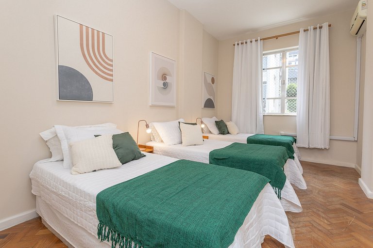 Afra307|Spacious and sophisticated apt in Leblon