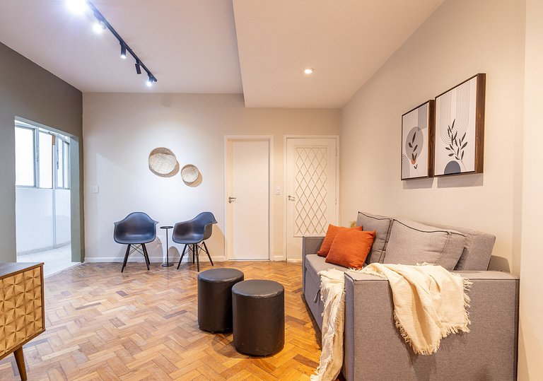 Afra307|Spacious and sophisticated apt in Leblon