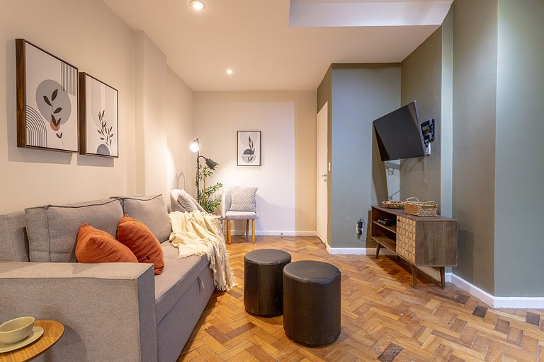 Afra307|Spacious and sophisticated apt in Leblon