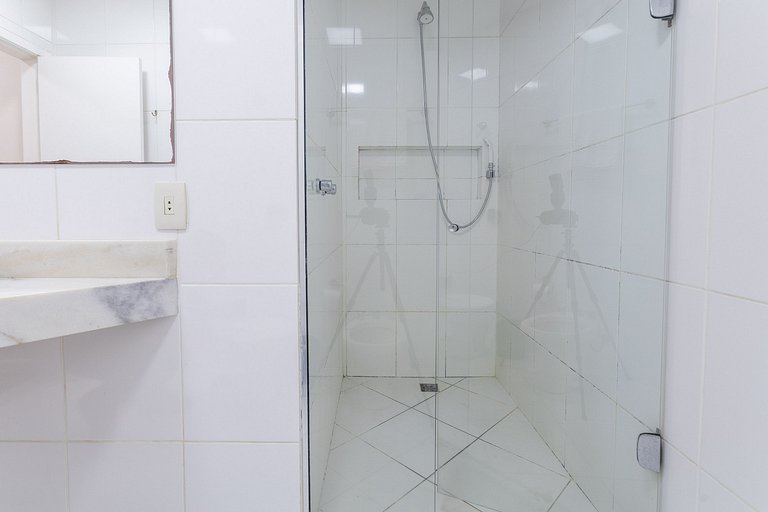 Afra307|Spacious and sophisticated apt in Leblon