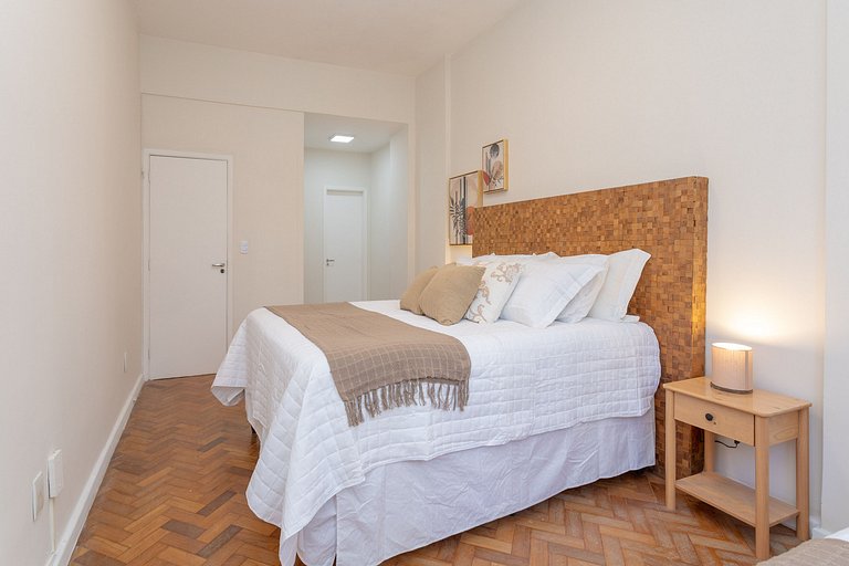 Afra307|Spacious and sophisticated apt in Leblon