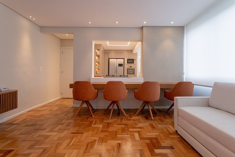 Great apart in Leblon, 5 mn from the beach