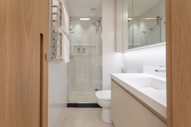 MAR102|Luxo e bom gosto, Leblon 2min da praia