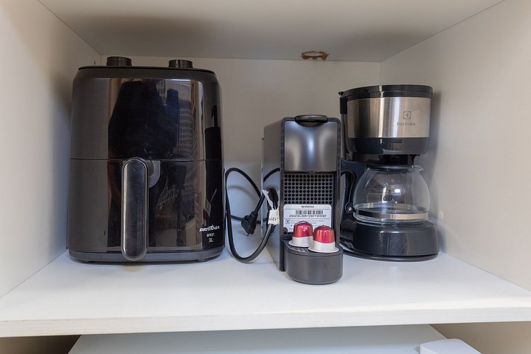 Góis 403|Charmoso studio no Leblon para 4 pessoas