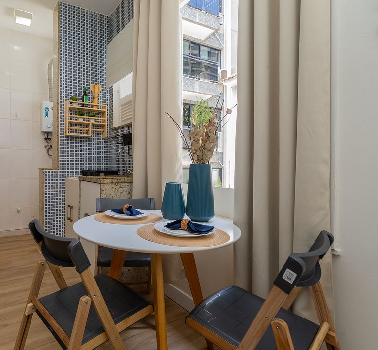 Góis 403|Charming studio in Leblon for 4 people