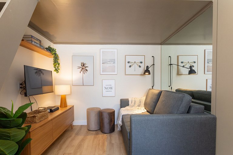 Góis 403|Charming studio in Leblon for 4 people