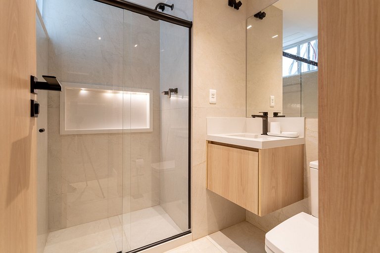 Mtr101 | 2 suites in Leblon, 7 min from the beach