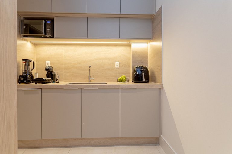 Mtr101 | 2 suites in Leblon, 7 min from the beach