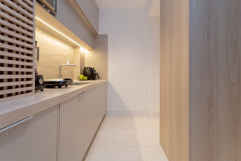 Mtr101 | 2 suites in Leblon, 7 min from the beach