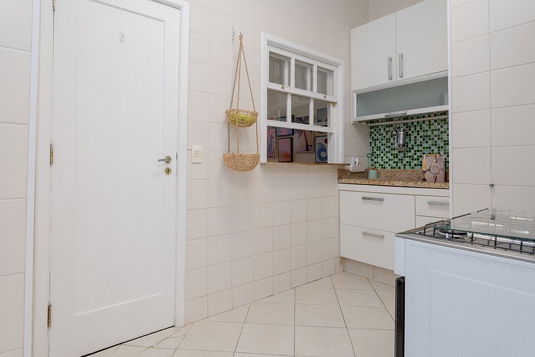 Atlântica910| 2 room in Copacabana,100m from beach