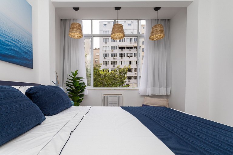 Pla618| Studio on the block from Copacabana beach