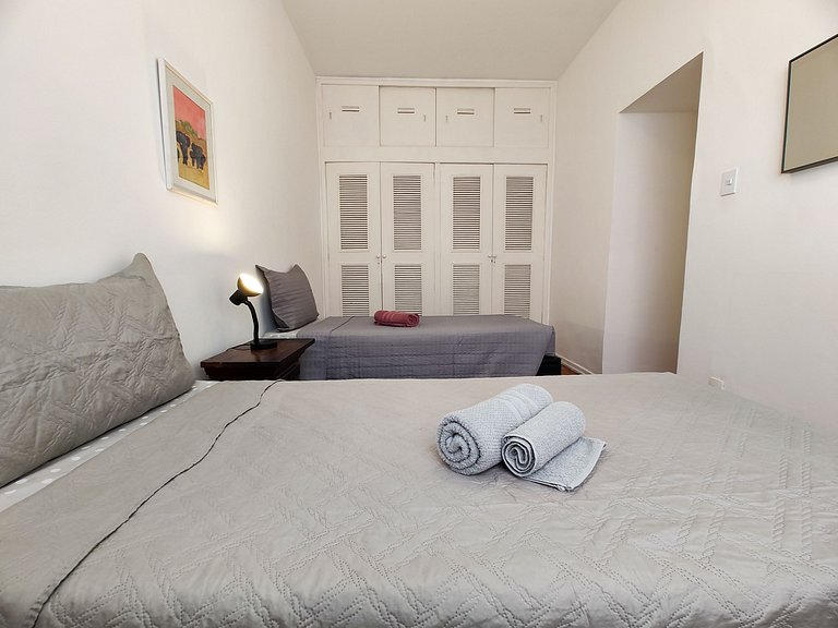 Tone701|3 dorms en Copacabana, 3 cuadras de playa