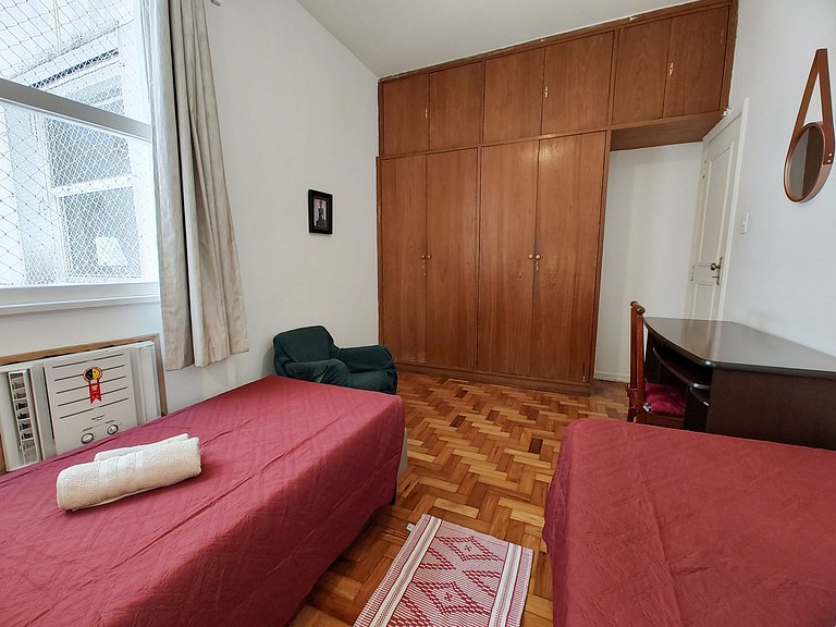 Tone701|3 dorms en Copacabana, 3 cuadras de playa