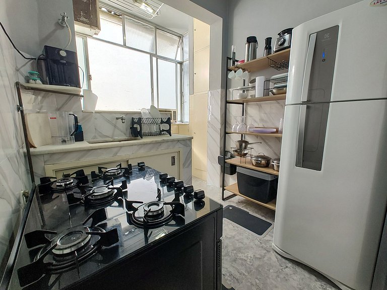 Góis301| 2 rooms in Leblon, 1 block from the beach