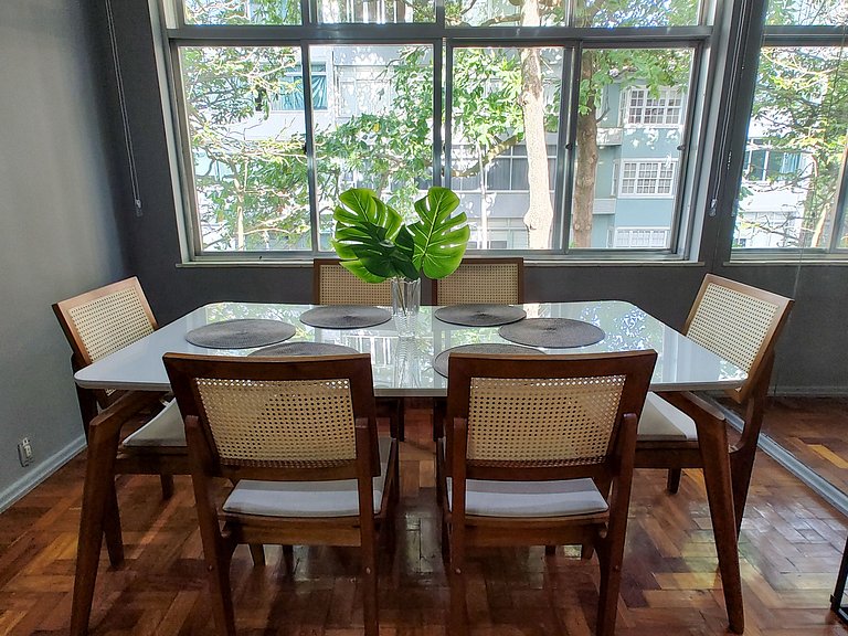 Góis301| 2 rooms in Leblon, 1 block from the beach