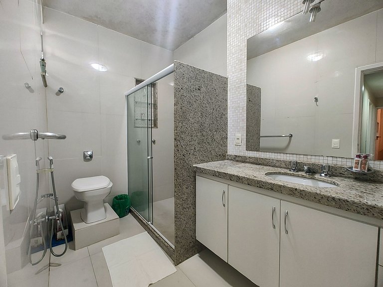 Afra205 | 3 rooms in Leblon, 3 mn from the beach