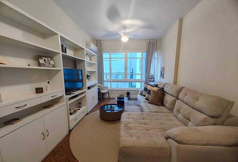 Afra205 | 3 rooms in Leblon, 3 mn from the beach