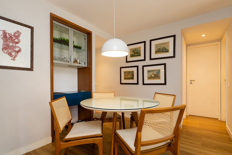 Coronel102|Refined flat in Barra