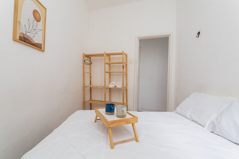 Glória801|3-bedroom apt with great views!