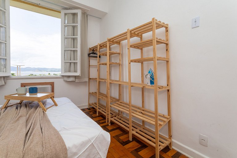 Glória801|3-bedroom apt with great views!