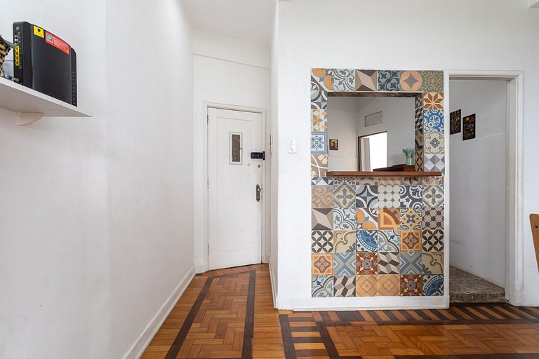 Glória801|3-bedroom apt with great views!