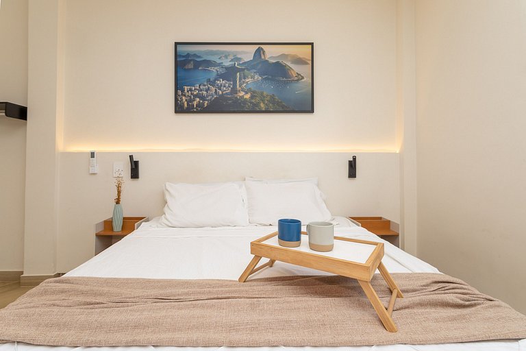 Glória803| Quarto e sala aconchegante na Glória