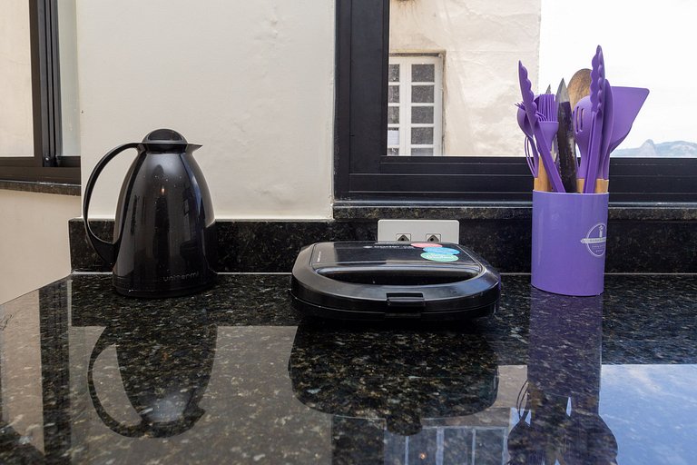 Glória803 | Acogedora habitación y sala en Glória