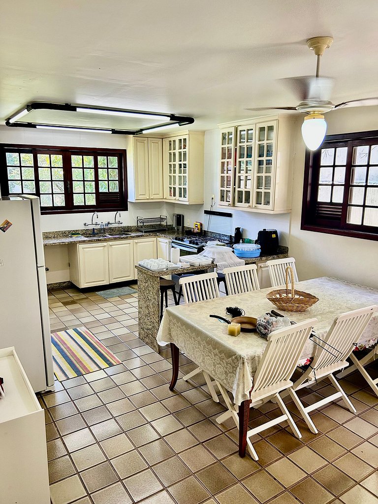CasaBarra55| Casa com 5 quartos, piscina e sauna