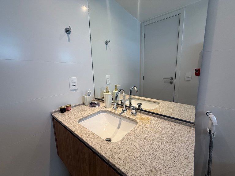 Vic312|A spotless studio apart in Gávea