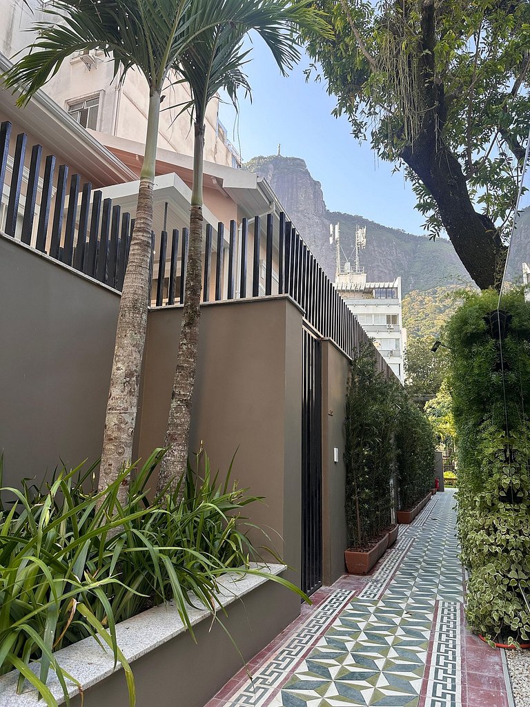 JB403|Duplex com piscina no Jardim Botânico